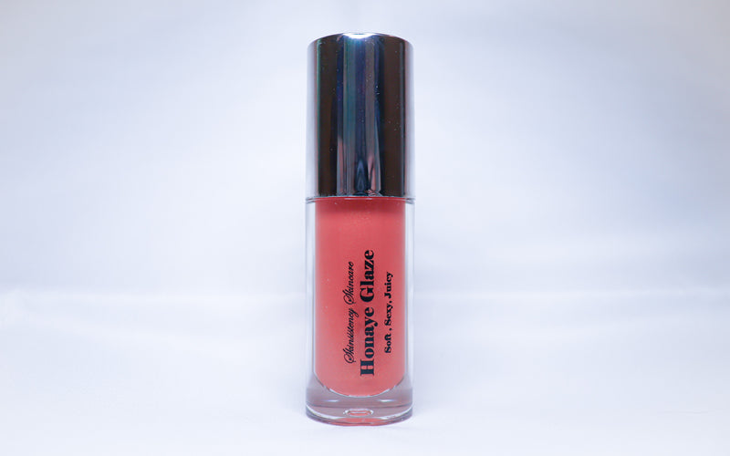 Honaye Lip Glaze by Skinsistency